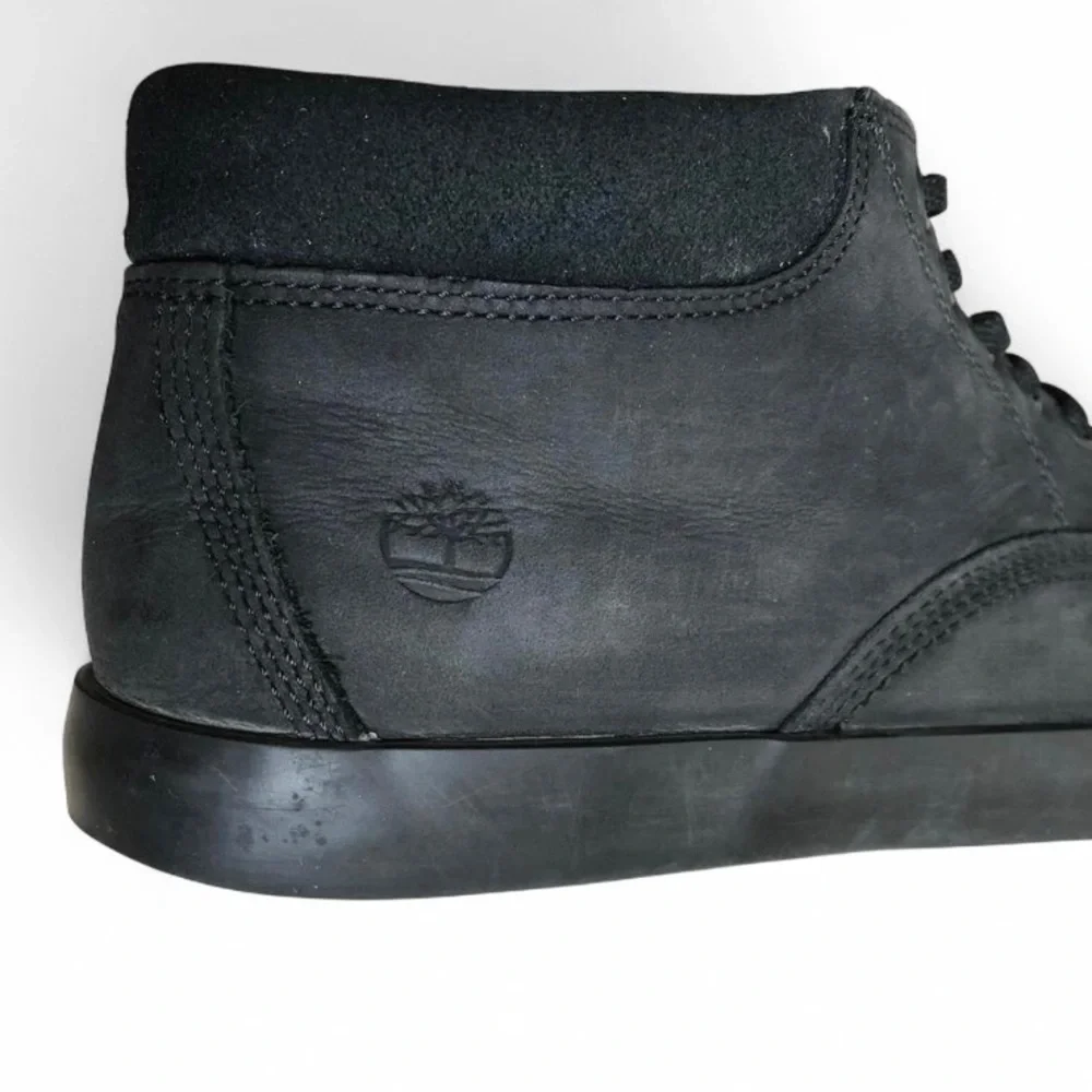 Timberland Dausette Low Chukka Casual Boots women’s size 7.5